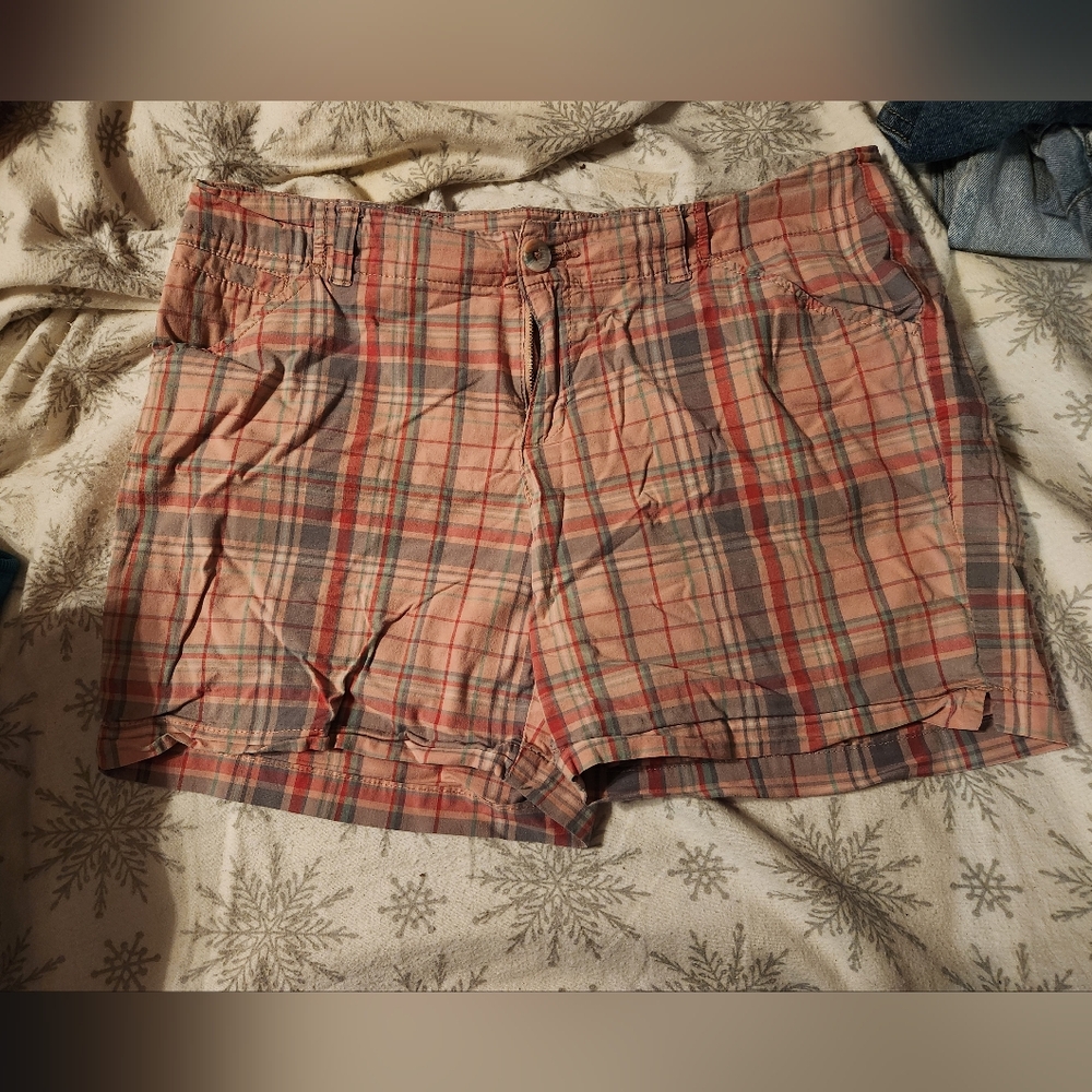 Casual red and gray shorts